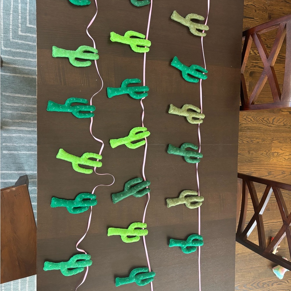 Green Cactus Garland